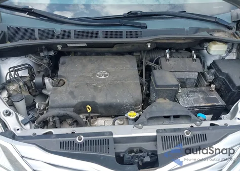 2015 Toyota Sienna Le 8 Passenger from USA, damaged, VIN 5TDKK3DCXFS550689